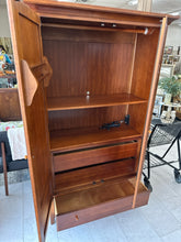 Load image into Gallery viewer, Thomasville Armoire

