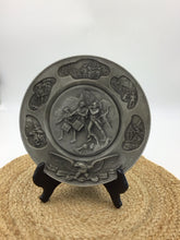 Load image into Gallery viewer, Hudson Pewter Bicentennial Plate
