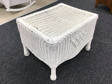 Load image into Gallery viewer, Stool
