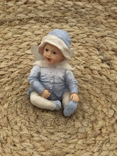 Load image into Gallery viewer, Figurine
