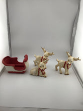 Load image into Gallery viewer, 3 Kimple Ceramic Mold Reindeer Sleigh Figurine Quilted
