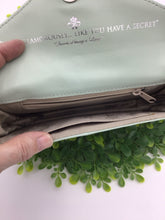 Load image into Gallery viewer, Earrings
