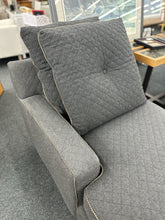 Load image into Gallery viewer, Chaise
