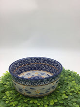 Load image into Gallery viewer, 3 Pc Temptaions Old World Blue 8" Round Dish w/Lid &amp; Wire Rack
