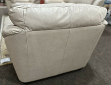 Load image into Gallery viewer, Natuzzi Occasional Chair
