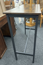 Load image into Gallery viewer, Table
