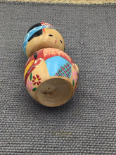 Load image into Gallery viewer, Figurine
