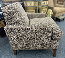 Load image into Gallery viewer, Occasional Chair
