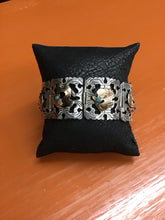 Load image into Gallery viewer, Bracelet
