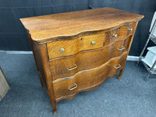 Load image into Gallery viewer, Dresser
