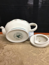 Load image into Gallery viewer, Longaberger Holiday Decor
