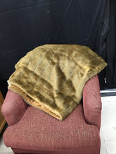 Load image into Gallery viewer, Dennis Basso Cozy Cuddle Faux Fur Ribbed Brown Blanket Throw
