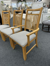 Load image into Gallery viewer, Set of 4 chairs
