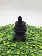Load image into Gallery viewer, 5" Miniature Black Cast Iron Pot Belly Stove
