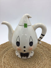 Load image into Gallery viewer, Transpac, Gus The Ghost Teapot
