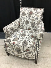 Load image into Gallery viewer, Smith Brothers Occasional Chair
