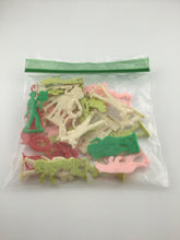 Load image into Gallery viewer, NOSCO C.J.Co Plastic Toy Prize Lot
