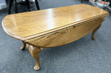 Load image into Gallery viewer, Oak Coffee Table
