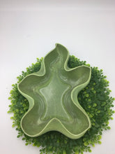 Load image into Gallery viewer, Green Speckle Console Bowl Dish #B1407 Leaf Design
