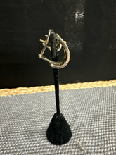 Load image into Gallery viewer, Earrings
