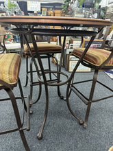 Load image into Gallery viewer, Table
