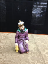 Load image into Gallery viewer, Hummel Holiday Decor
