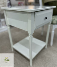 Load image into Gallery viewer, Table
