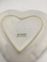 Load image into Gallery viewer, Set 2 Juliska Berry &amp; Thread Whitewash - Heart Canape Plate, 6 1/2
