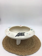 Load image into Gallery viewer, Hull Pottery
