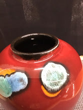 Load image into Gallery viewer, Pottery
