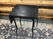 Load image into Gallery viewer, Table
