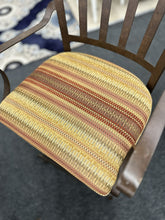 Load image into Gallery viewer, Table
