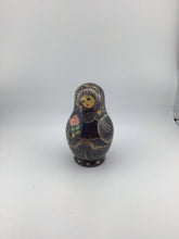 Load image into Gallery viewer, 5 nesting Russian doll w/dark lacquer floral finish
