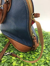 Load image into Gallery viewer, Dooney and Bourke Purse
