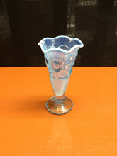 Load image into Gallery viewer, L.E. Smith Glass Co. Vase
