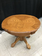 Load image into Gallery viewer, Table
