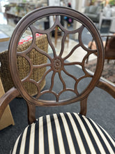 Load image into Gallery viewer, Chair
