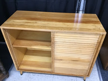 Load image into Gallery viewer, Cabinet
