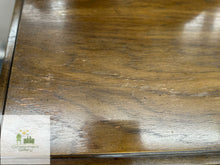 Load image into Gallery viewer, End Table
