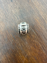 Load image into Gallery viewer, Necklace
