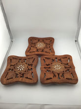 Load image into Gallery viewer, Set 3 Hand-carved wooden trivet
