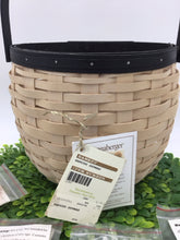 Load image into Gallery viewer, Snowman Hanging Basket With Tie On Face/Heart/Shamrock/Bunny
