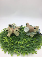 Load image into Gallery viewer, Set/2 Porcelain Hummingbirds
