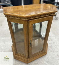 Load image into Gallery viewer, Curio Cabinet
