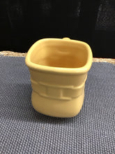 Load image into Gallery viewer, Longaberger Pottery
