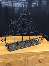 Load image into Gallery viewer, Longaberger Longaberger Basket
