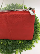 Load image into Gallery viewer, Thirty One Purse
