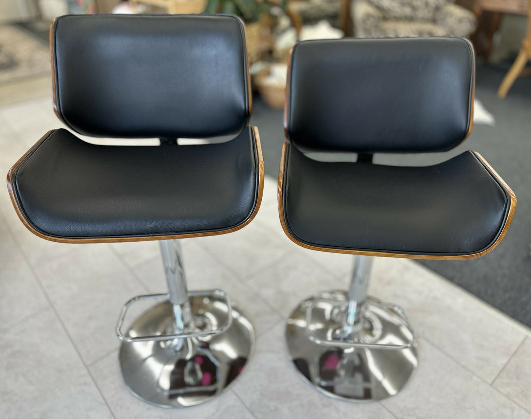 Stool