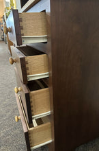 Load image into Gallery viewer, Cabinet
