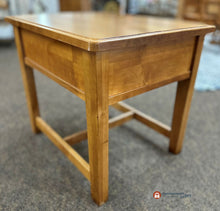 Load image into Gallery viewer, End Table
